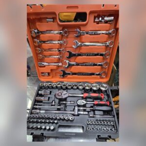 82 piece socket tool set